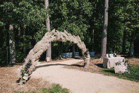 Fall Wedding at The Meadows Wedding Venue - Sarah Joann Photography