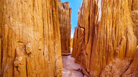 Best Hikes at Beautiful Cathedral Gorge State Park, Nevada - Pine Coast ...