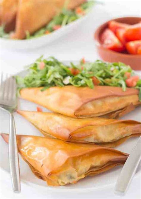 21 Delicious Samosa Filling Ideas (WITH Recipes AND Pictures!) - Fatima ...