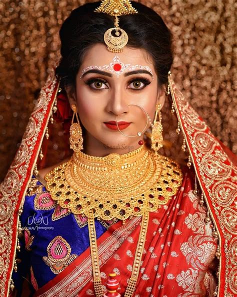 40+ Gorgeous Bridal Bindi Designs Worn By Real Brides! | WeddingBazaar