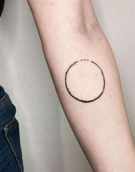 50+ Best Circle Tattoo Design with Ideas and Meanings - Body Art Guru