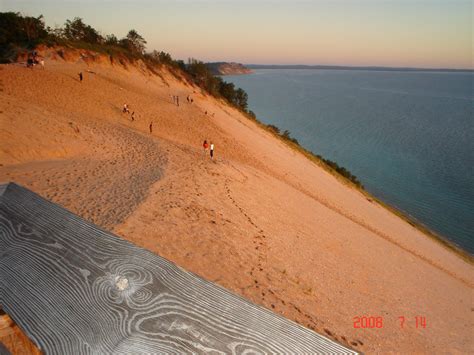 Beautiful lookout in Sleeping Bear Dunes in Northern Michigan near ...