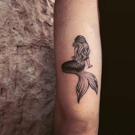 24 The Most Popular Mermaid Tattoo Designs | Mermaid tattoo designs ...