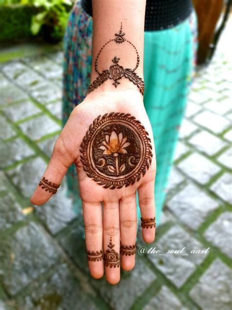 Easy Flower Mehndi Designs On Palm | Best Flower Site