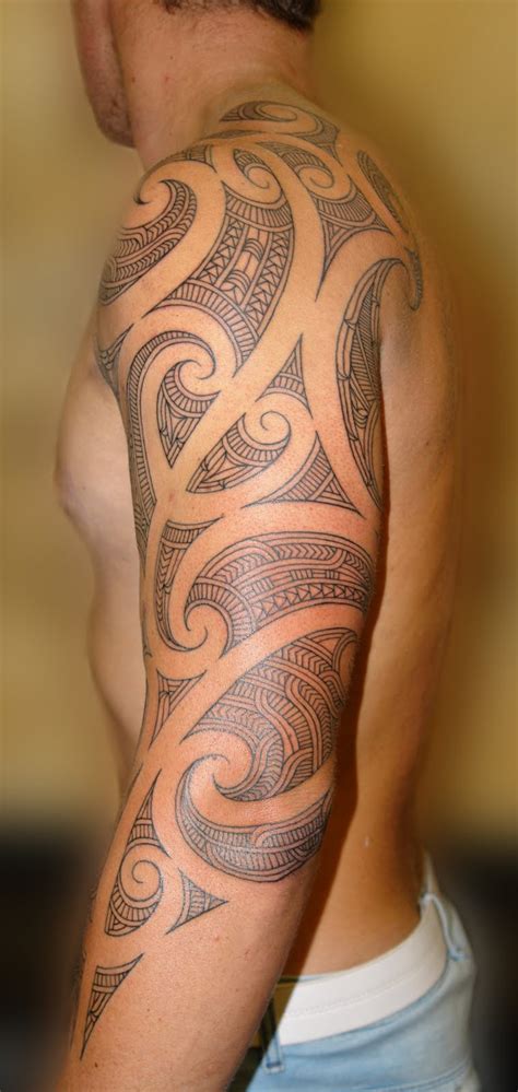 Maori Tattoo Gallery: Maori Sleeve Tattoos