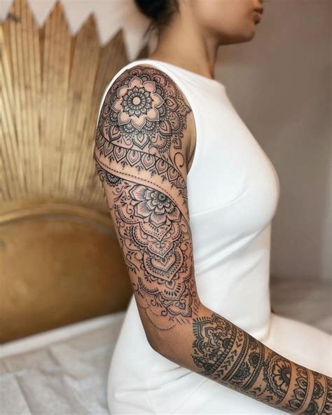 Henna-Inspired Majesty: A Full Sleeve Henna Tattoo | Half sleeve ...