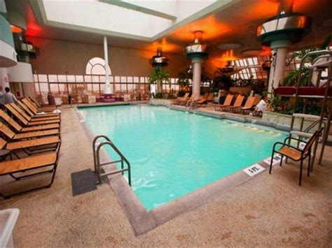 Bally's Atlantic City Hotel & Casino,Atlantic City:Photos,Reviews,Deals