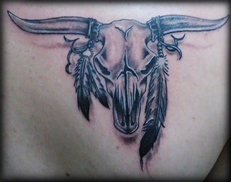 Cow Skull with Feathers | Tattoos, Longhorn tattoo, Bull tattoos