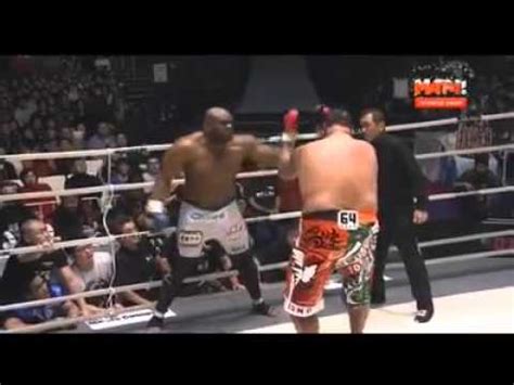 Bob Sapp vs Taro Akebono 31/12/2015 - YouTube