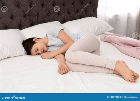 Cute Little Girl Sleeping in Bed Stock Photo - Image of girl, dreaming ...