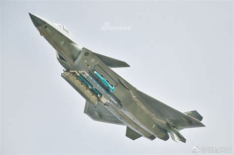 J-20 showing weapons today - WAFF - World Armed Forces Forum.