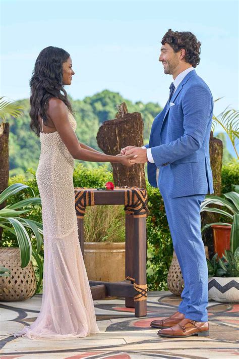 'The Bachelorette' Finale: Charity Lawson Gets Engaged!