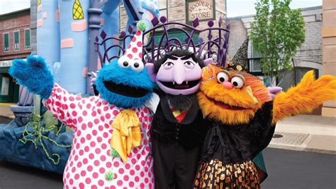 Must Do: Sesame Place Halloween Spooktacular - Mommy Nearest