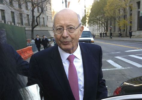 Ex-NY senator Al D'Amato kicked off flight after complaints about seats ...