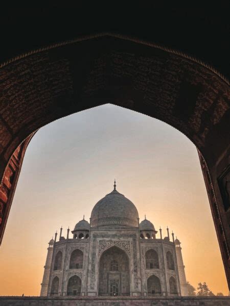 Sunrise at Taj Mahal - Everything you need to know