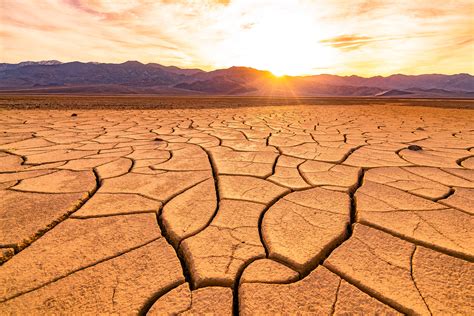 Why DEATH VALLEY NATIONAL PARK is Worth the Trip (Photos + Video)