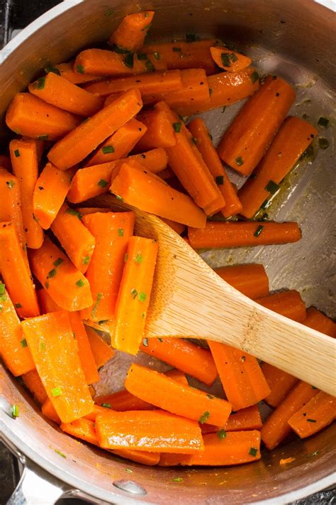 Tender and Flavorful Boiled Carrots with Lemon and Chives