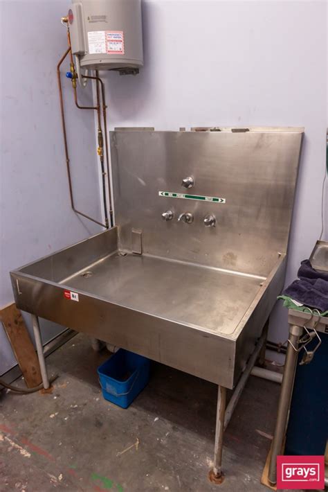 Stainless Steel Wash Trough Auction (0081-5042706) | Grays Australia