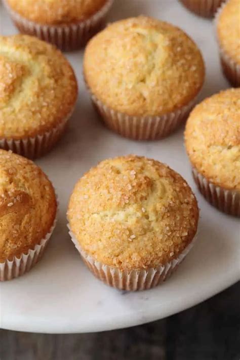 Easy Homemade Muffins with the Best Muffin Pan 2023 - AtOnce