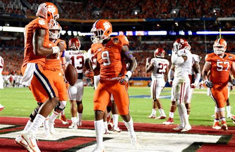 Clemson Drops Oklahoma, Advances to College Football Championship Game ...