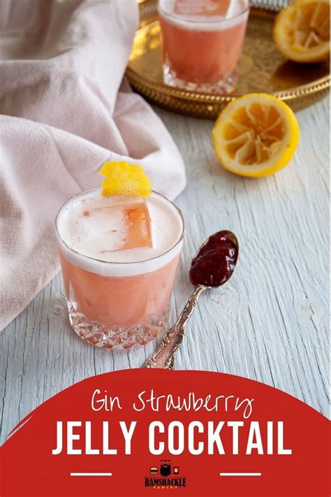 Gin and Strawberry Jelly Cocktail in 2021 | Strawberry jelly, Gin ...