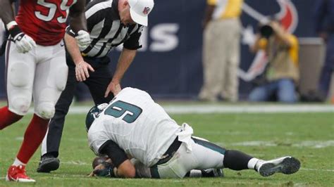 Nick Foles has broken collarbone - ABC7 Los Angeles