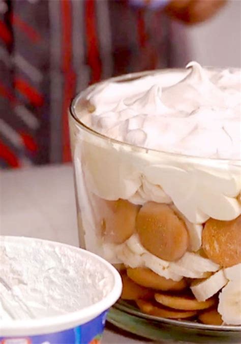 Miss Robbie Sweetie Pies Banana Pudding Recipe - Banana Poster