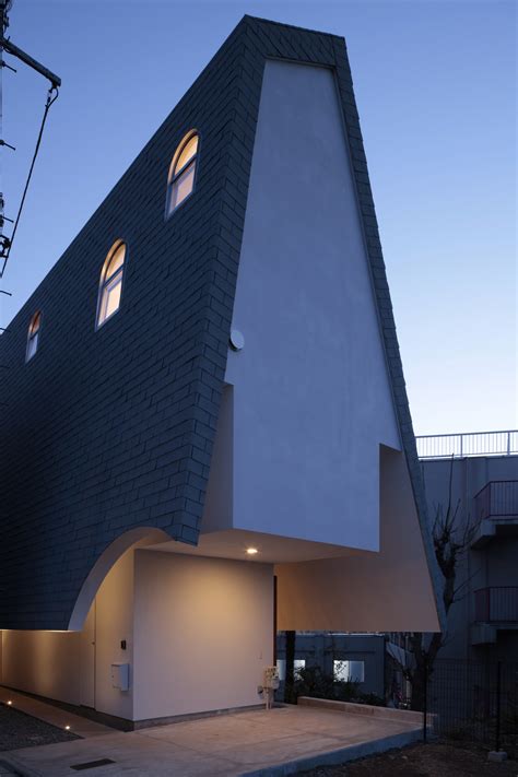 House With Eaves And An Attic / ON design partners | ArchDaily