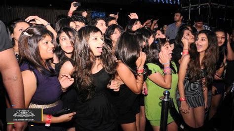 5 Nightclubs In Mumbai To Party Hard - YouTube