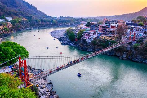 Laxman Jhula, Rishikesh | History, Photos, Distance From Haridwar