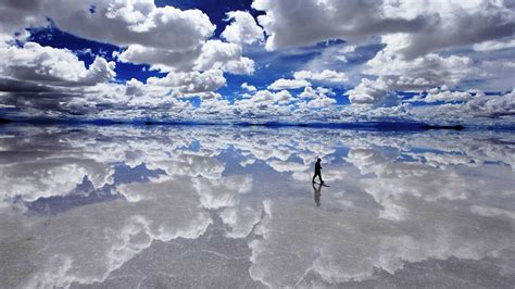 Salar de Uyuni, Largest Salt Flat in the World | Found The World