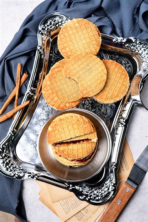 Stroopwafels - Jaja Bakes - jajabakes.com