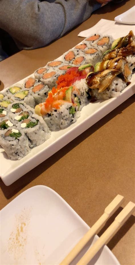 [I Ate] All you can eat sushi : food