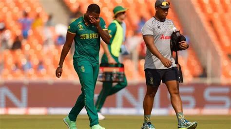 Watch - Lungi Ngidi Leaves Field Injured In A Massive Blow For South Africa