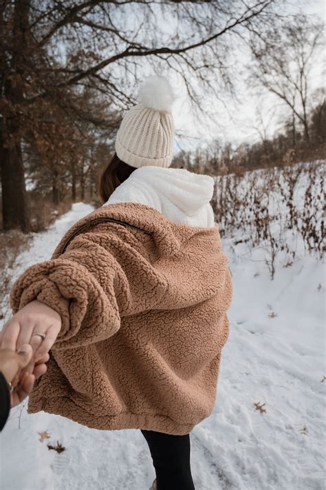 A snowy walk at the park — I AM CHRISTINA