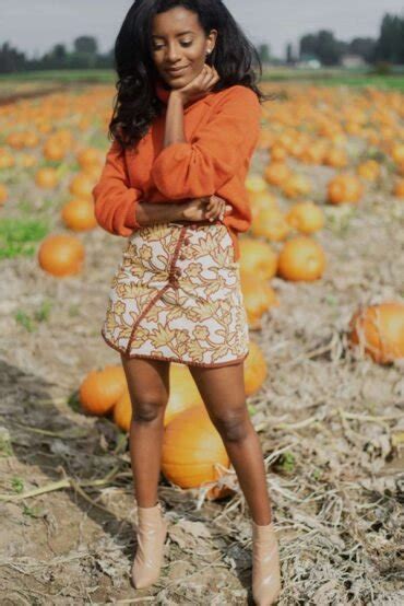 16 Apple Picking and Pumpkin Patch Outfit Ideas - Inspired Beauty