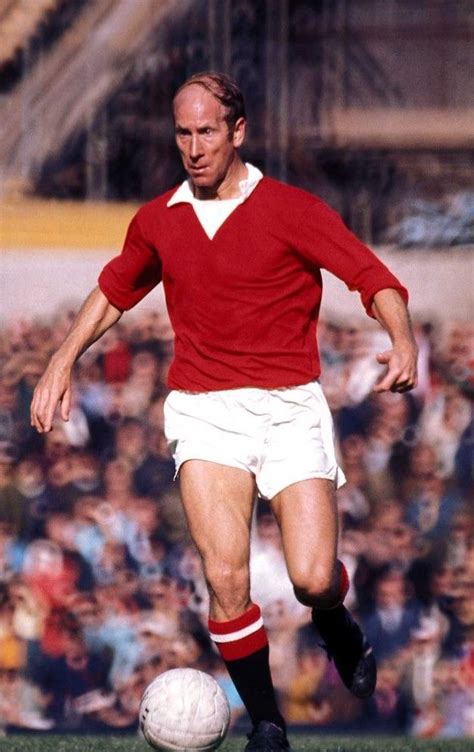 Bobby Charlton Manchester United 1971 | Manchester united legends ...