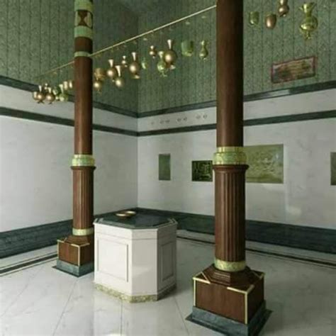 See What’s Inside The Holy Kaaba - Islam for Muslims - Nigeria