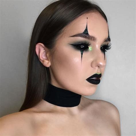 Instagram | Creepy halloween makeup, Halloween eye makeup, Creative ...