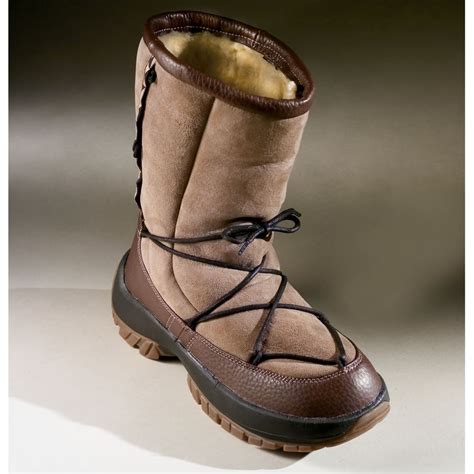 The Men's Crow Shearling Boot - Hammacher Schlemmer