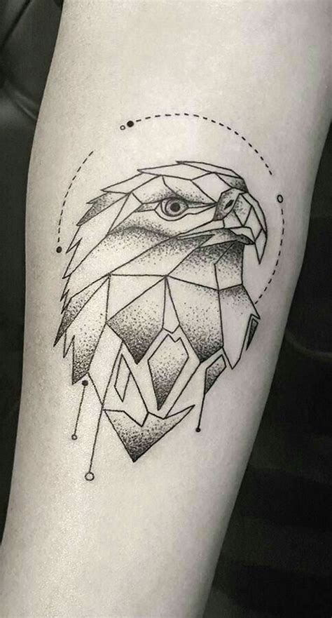 Pin de Susan Carrell em geometric animals | Tatuagens geométricas ...