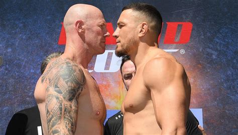 Live updates: 'Turf War' Boxing - Sonny Bill Williams v Barry Hall at ...