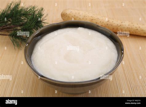 Tororo (Grated yam Stock Photo - Alamy