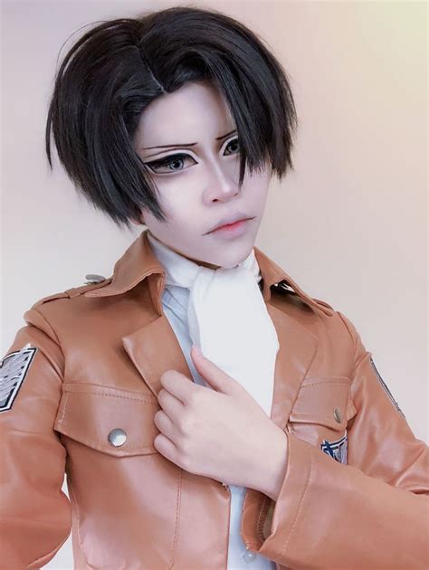 Levi Ackerman Cosplay | Levi ackerman cosplay, Levi ackerman, Cosplay