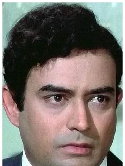 10 Sanjeev Kumar movies that redefine versatility | Times of India