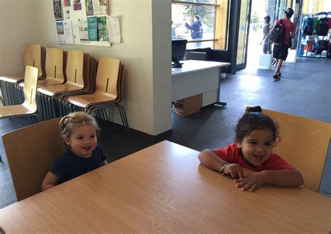 Toddler Swimming Lesson at Hanworth Leisure Centre - Baby Brain Memoirs