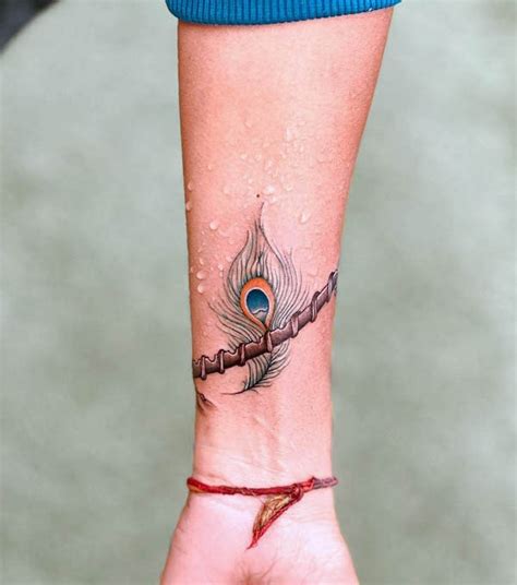 52 Beautiful Feather Tattoos with Meaning - Our Mindful Life