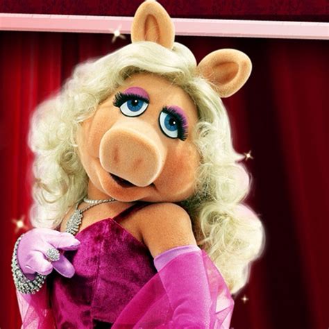 122 best images about Miss Piggy on Pinterest | Smosh, The muppets and ...