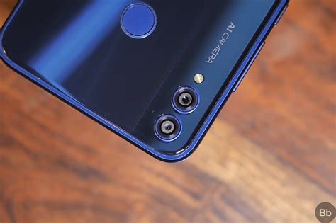 Honor 8X Camera Review: Misses The Mark | Beebom