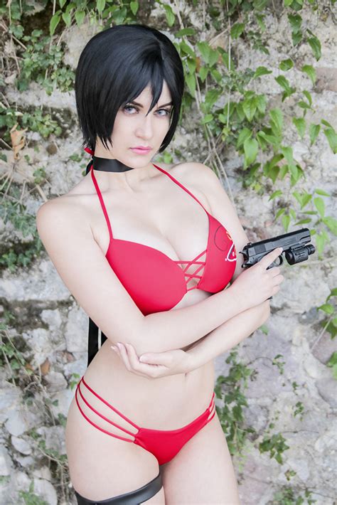 30 Foto Female Cosplay Resident Evil Paling “Menyegarkan” - Gamebrott.com